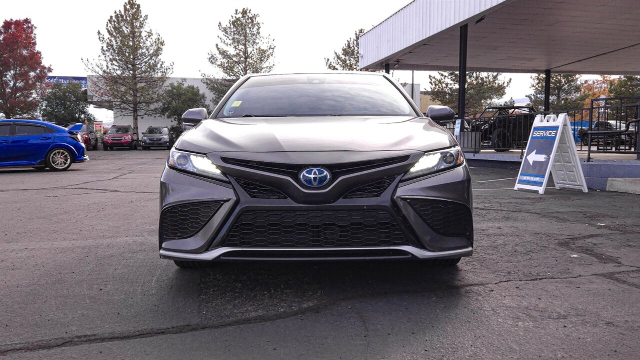 2021 Toyota Camry Hybrid XSE - Photo 4 - Reno, NV 89511