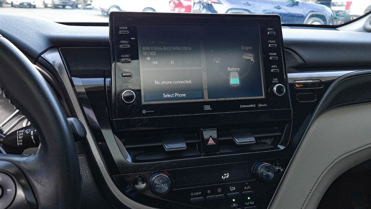 2021 Toyota Camry Hybrid XSE - Photo 12 - Reno, NV 89511