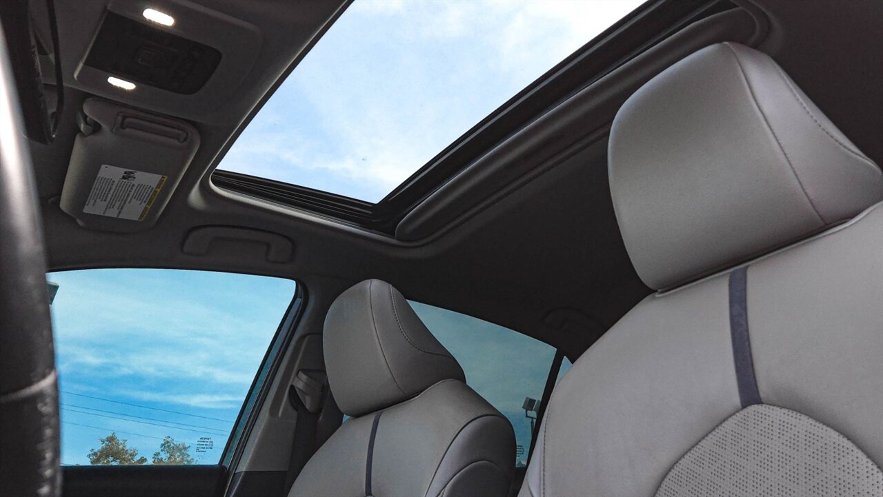 2021 Toyota Camry Hybrid XSE - Photo 16 - Reno, NV 89511