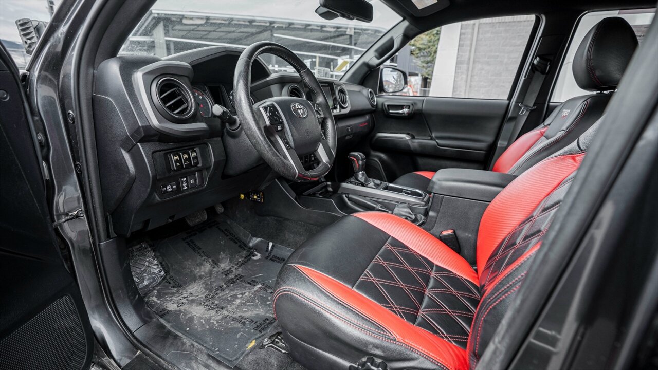2019 Toyota Tacoma TRD Sport V6   - Photo 13 - Reno, NV 89511