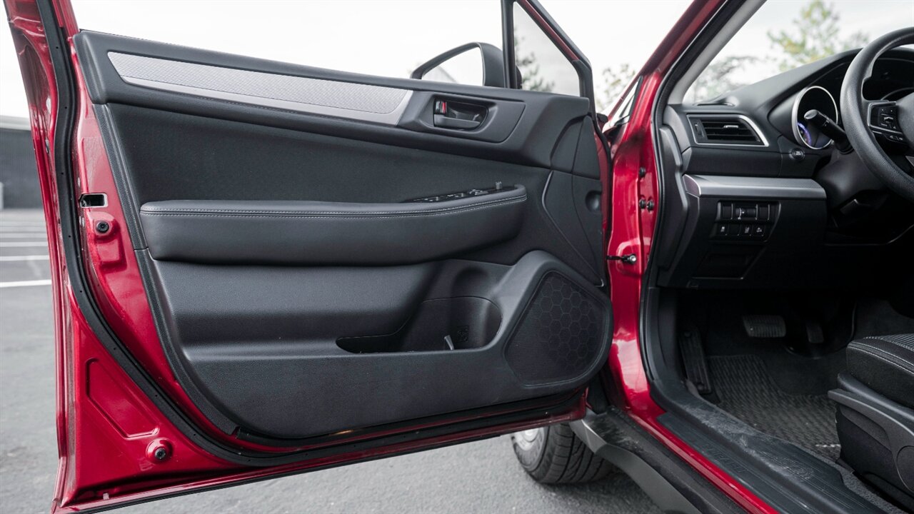 2019 Subaru Outback 2.5i   - Photo 17 - Reno, NV 89511