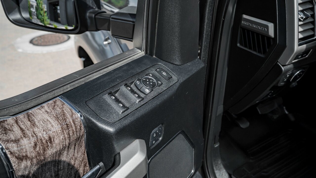 2017 Ford F-250 Lariat - Photo 27 - Reno, NV 89511