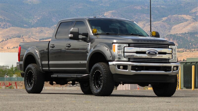 2017 Ford F-250 Lariat  