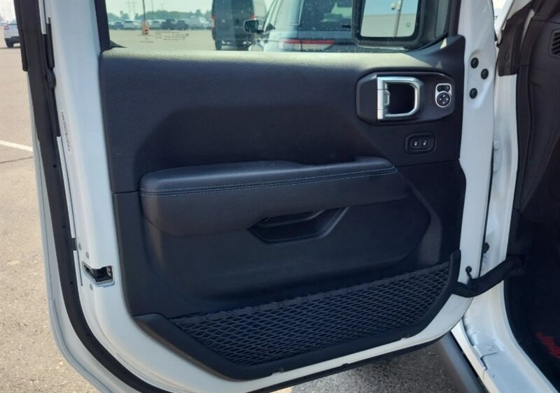 2023 Jeep Wrangler Rubicon 4xe   - Photo 10 - Reno, NV 89511