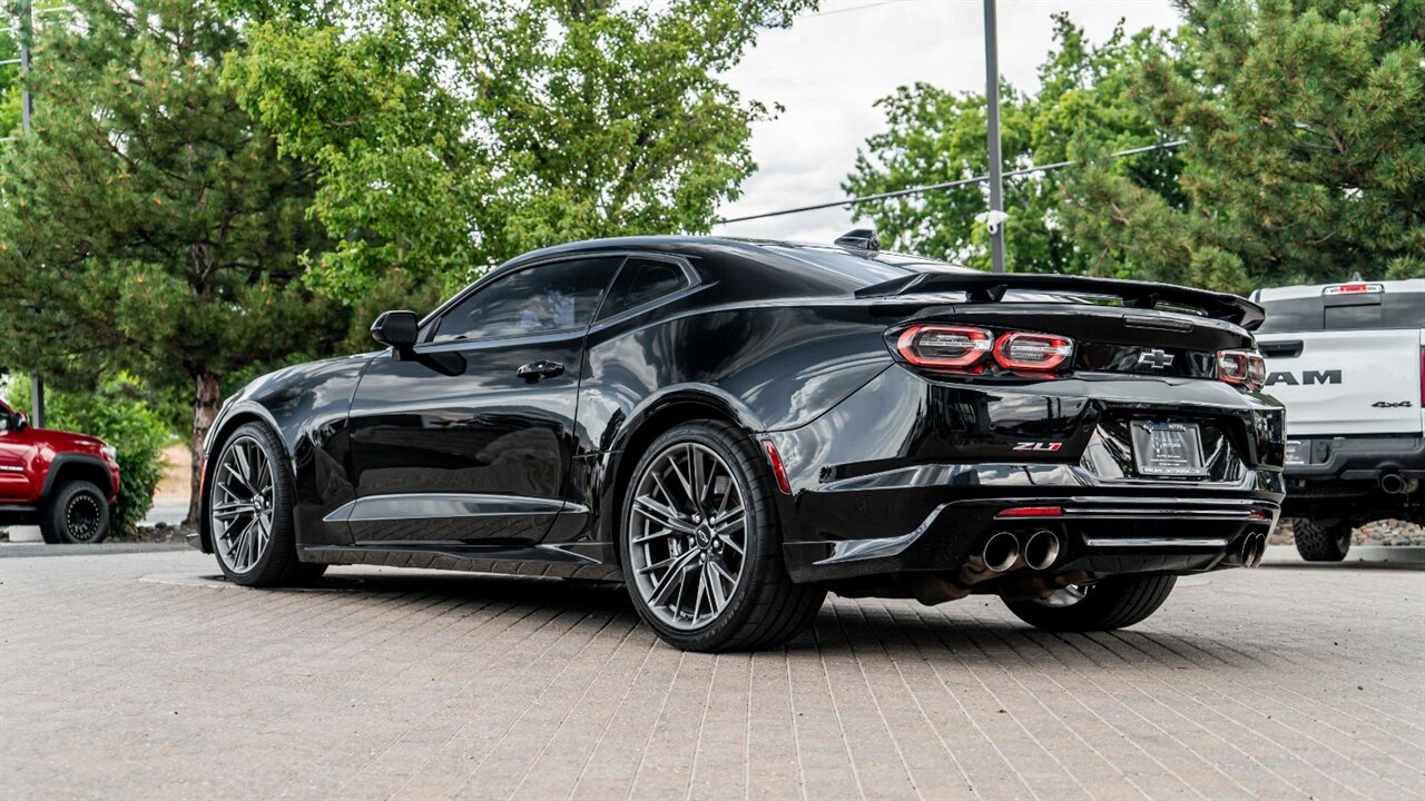 2020 Chevrolet Camaro ZL1   - Photo 2 - Reno, NV 89511