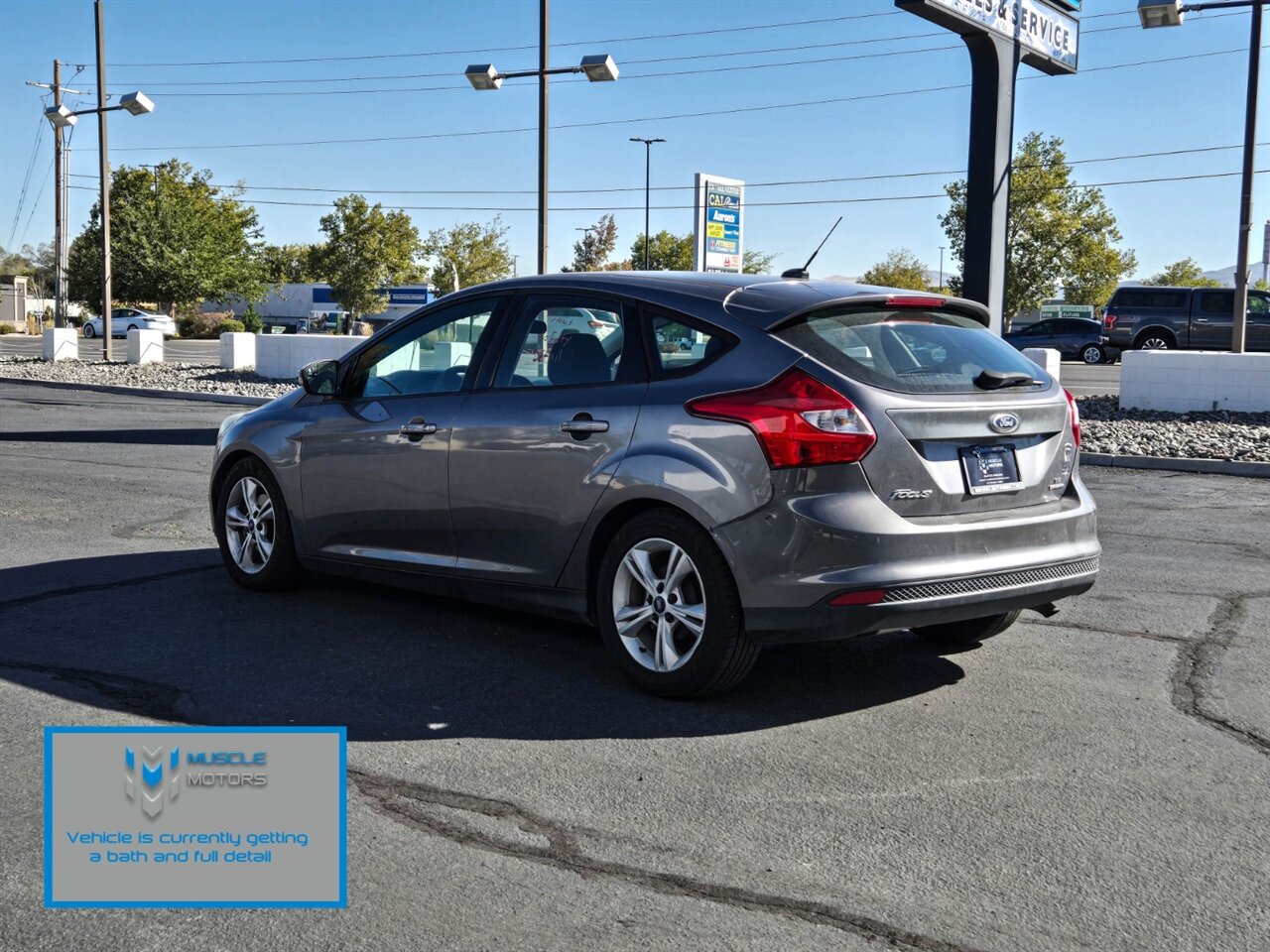 2014 Ford Focus SE - Photo 2 - Reno, NV 89511