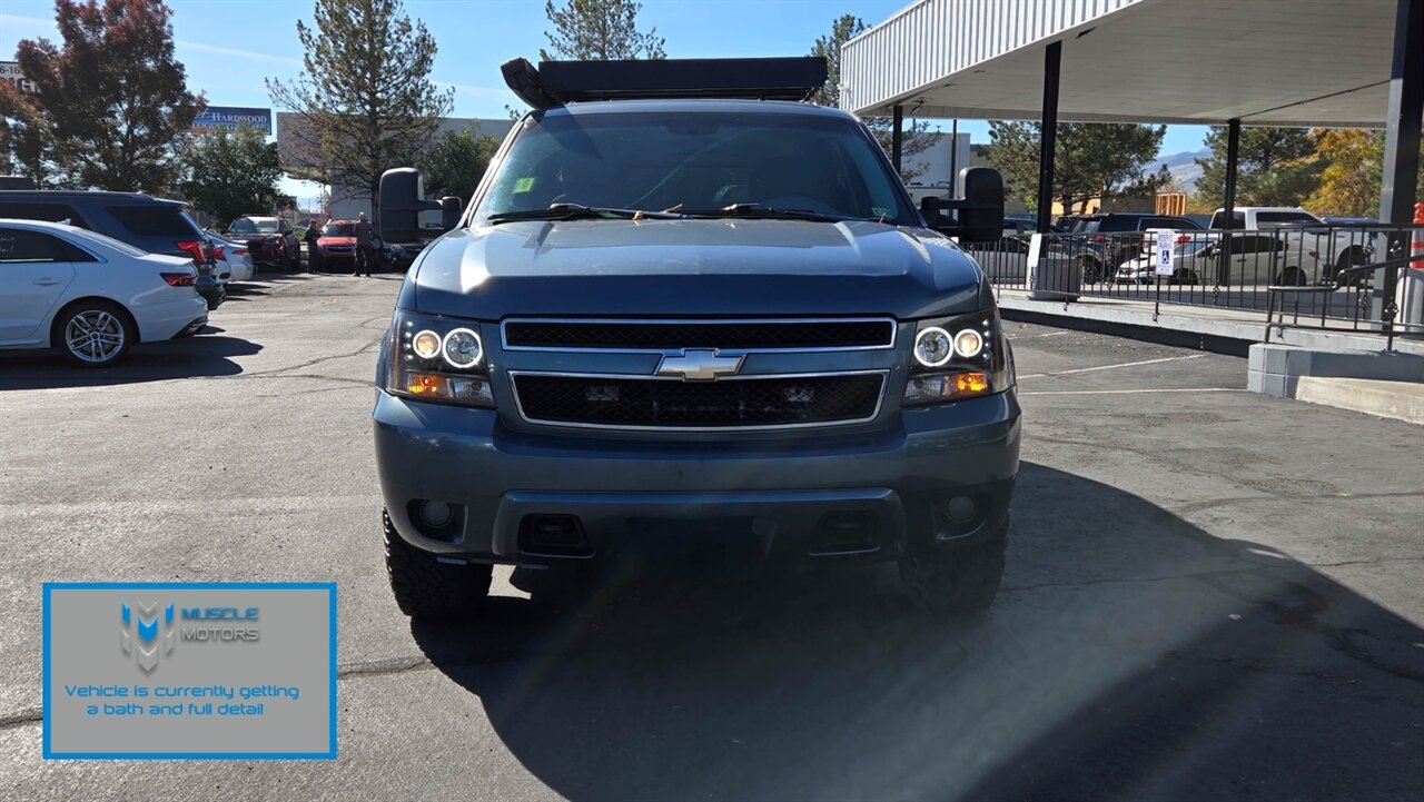2010 Chevrolet Suburban LS   - Photo 4 - Reno, NV 89511