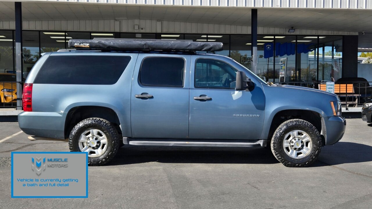 2010 Chevrolet Suburban LS   - Photo 5 - Reno, NV 89511