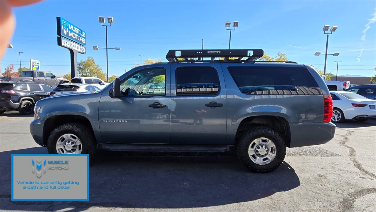 2010 Chevrolet Suburban LS   - Photo 3 - Reno, NV 89511