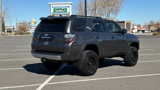 2019 Toyota 4Runner TRD Off-Road   - Photo 7 - Reno, NV 89502