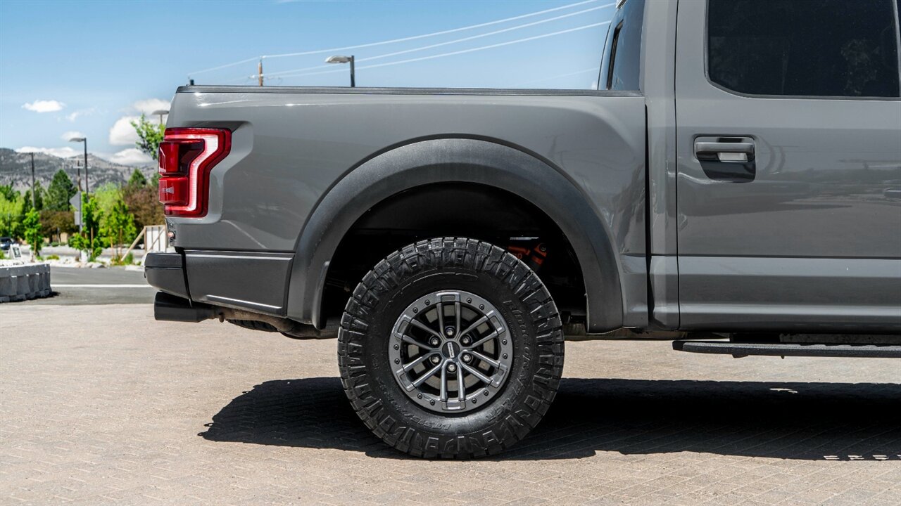 2020 Ford F-150 Raptor - Photo 12 - Reno, NV 89511