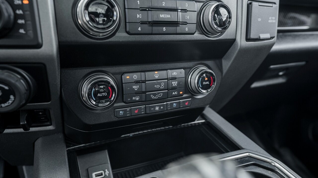 2020 Ford F-150 Raptor - Photo 39 - Reno, NV 89511
