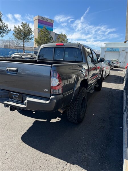 2014 Toyota Tacoma Base V6   - Photo 6 - Reno, NV 89511