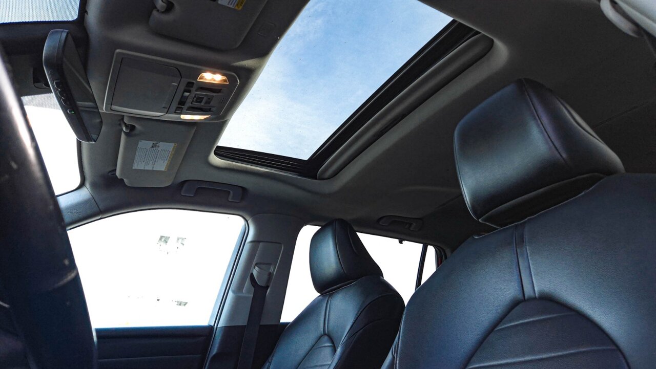 2021 Toyota Highlander XLE - Photo 17 - Reno, NV 89511