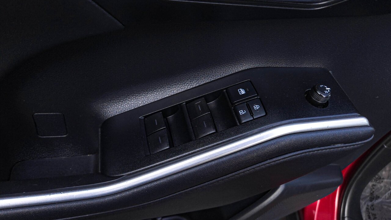 2021 Toyota Highlander XLE - Photo 10 - Reno, NV 89511