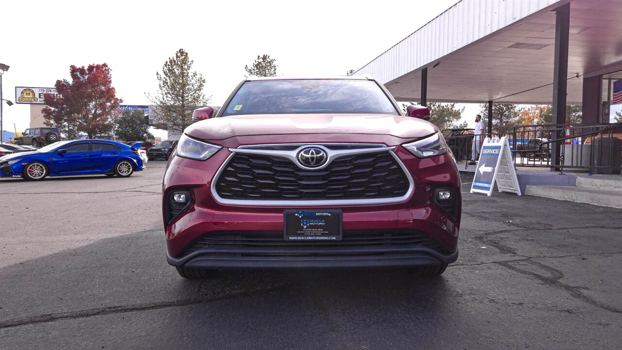 2021 Toyota Highlander XLE - Photo 4 - Reno, NV 89511