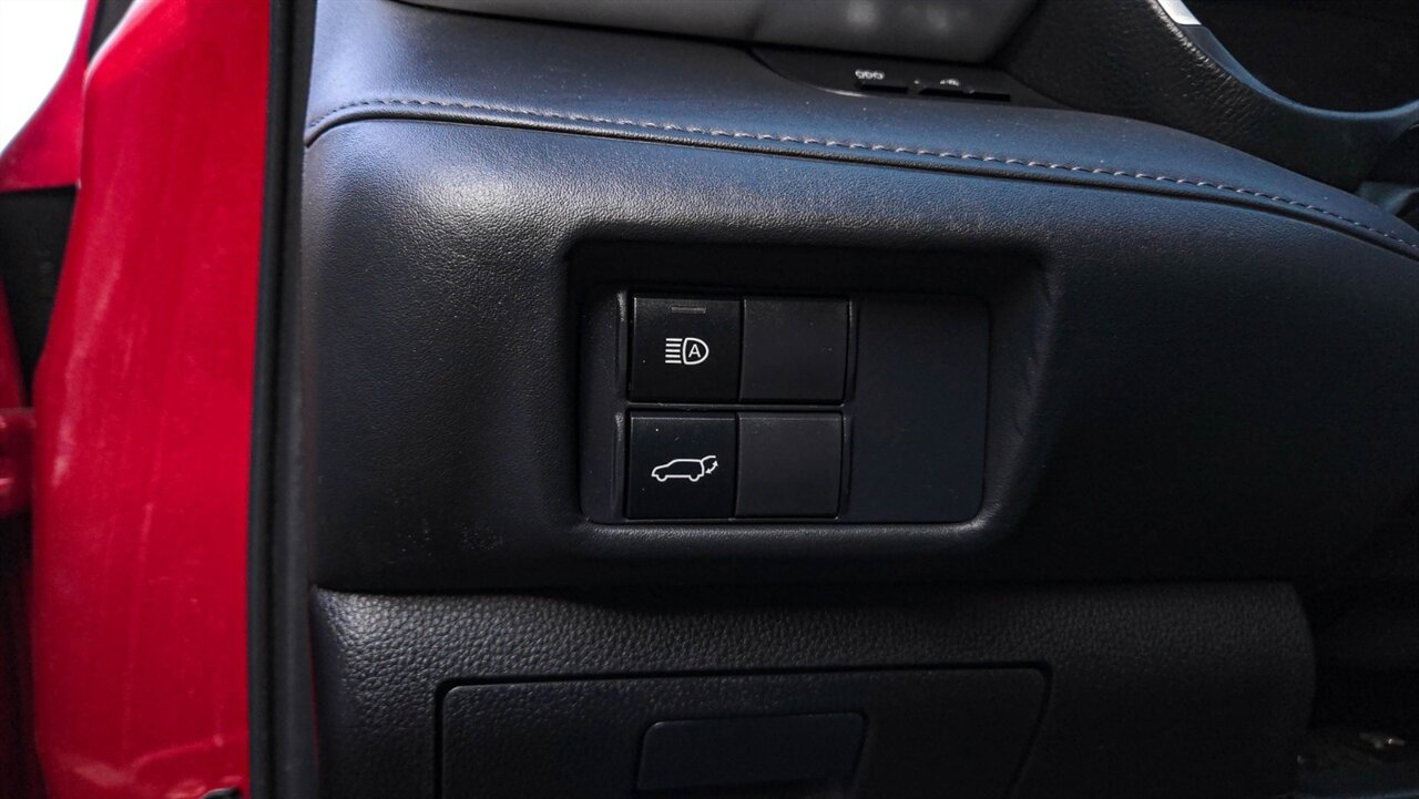 2021 Toyota Highlander XLE - Photo 12 - Reno, NV 89511