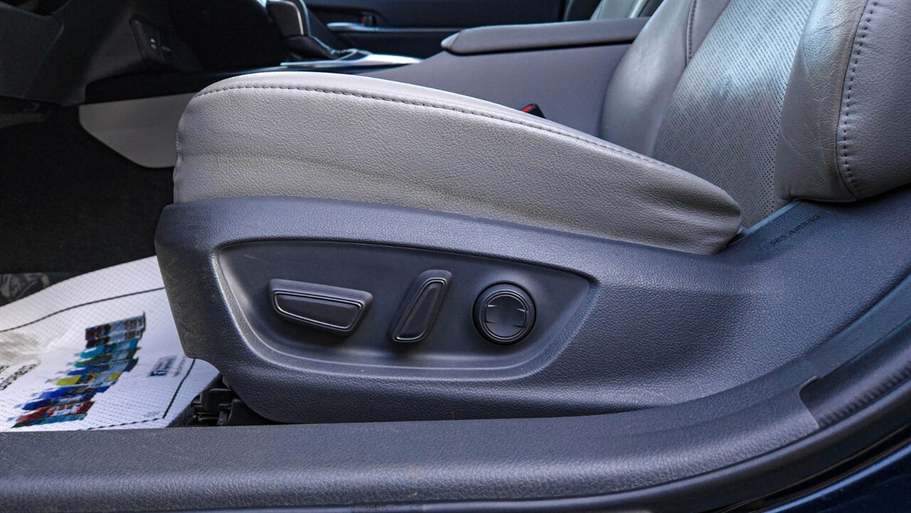 2018 Toyota Camry XLE - Photo 9 - Reno, NV 89511