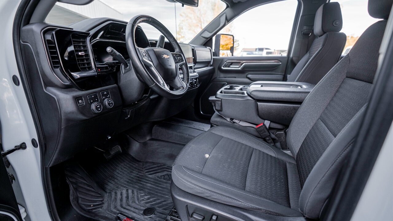 2024 Chevrolet Silverado 2500 LT   - Photo 14 - Reno, NV 89511