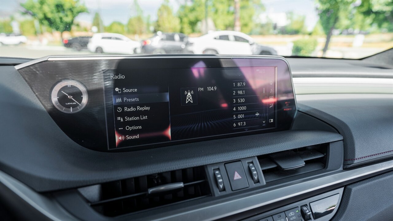 2019 Lexus ES 350 F Sport   - Photo 28 - Reno, NV 89511