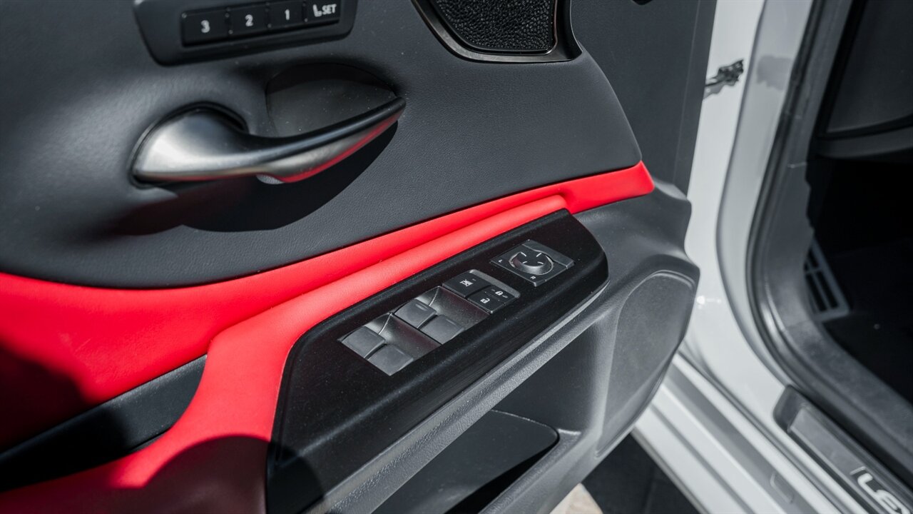 2019 Lexus ES 350 F Sport   - Photo 22 - Reno, NV 89511