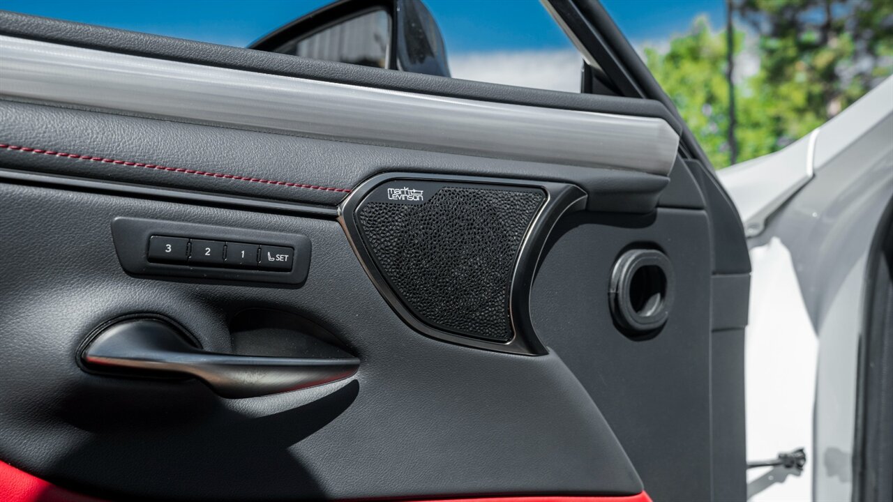 2019 Lexus ES 350 F Sport   - Photo 21 - Reno, NV 89511