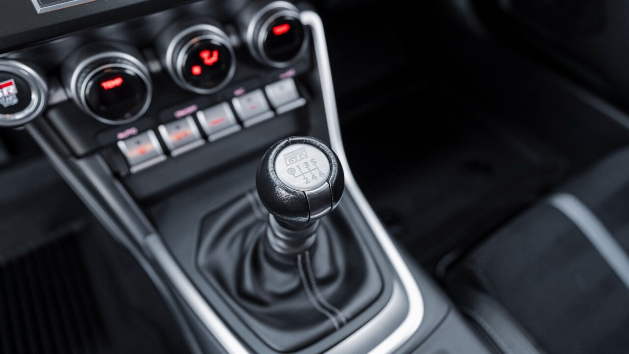 2024 Toyota GR86 Premium - Photo 25 - Reno, NV 89511