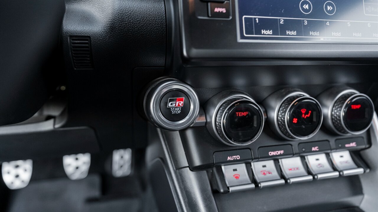 2024 Toyota GR86 Premium - Photo 24 - Reno, NV 89511