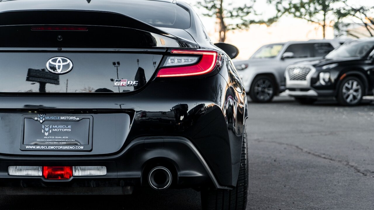 2024 Toyota GR86 Premium - Photo 9 - Reno, NV 89511