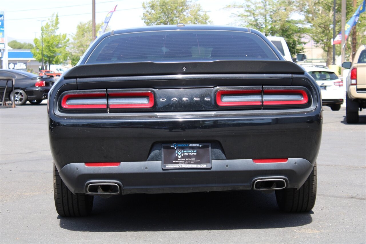 2018 Dodge Challenger SXT   - Photo 11 - Reno, NV 89511