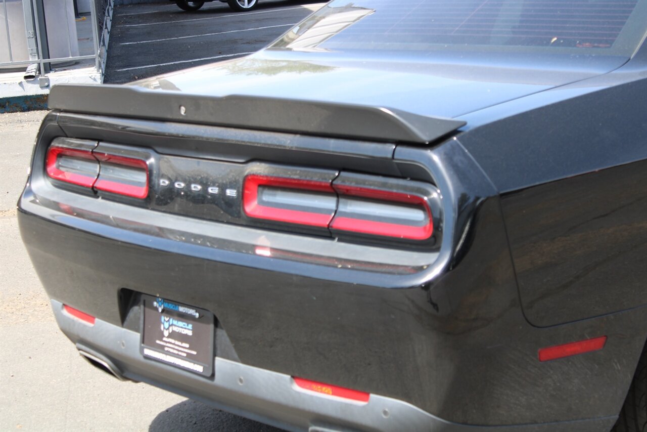 2018 Dodge Challenger SXT   - Photo 10 - Reno, NV 89511