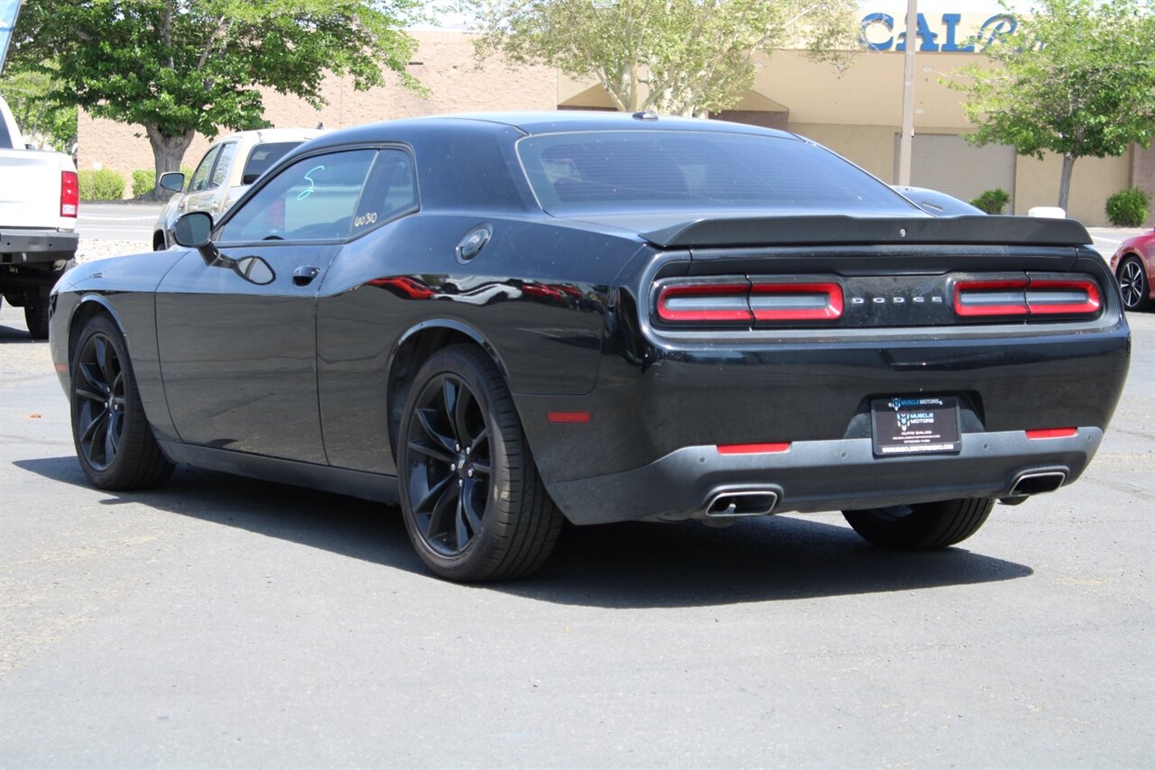 2018 Dodge Challenger SXT   - Photo 12 - Reno, NV 89511