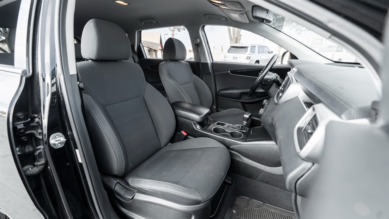 2020 Kia Sorento S   - Photo 17 - Reno, NV 89511