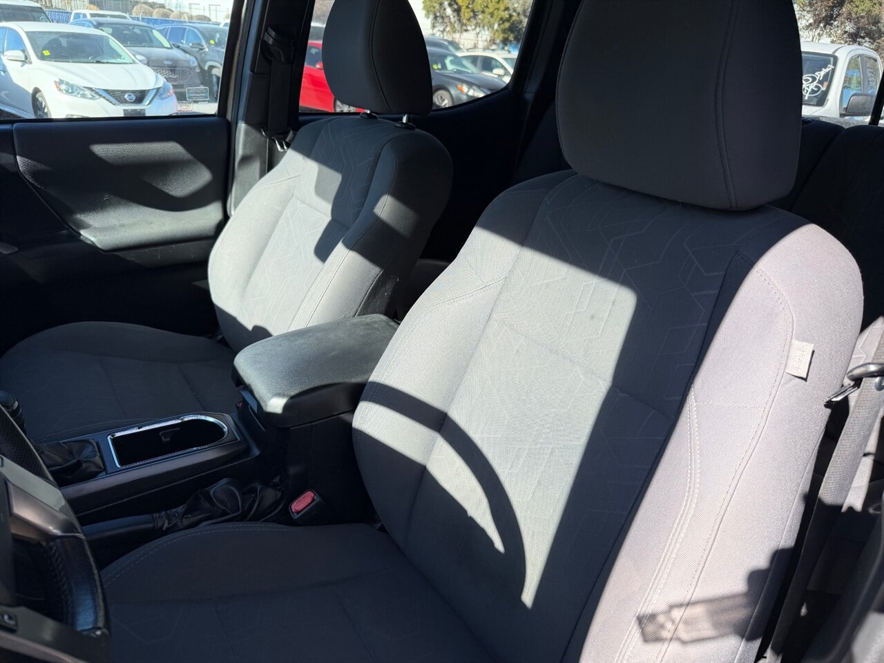 2019 Toyota Tacoma TRD Off-Road V6 - Photo 8 - Reno, NV 89511