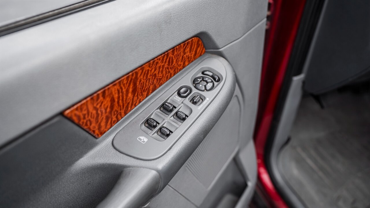 2006 Dodge Ram 2500 SLT   - Photo 21 - Reno, NV 89511