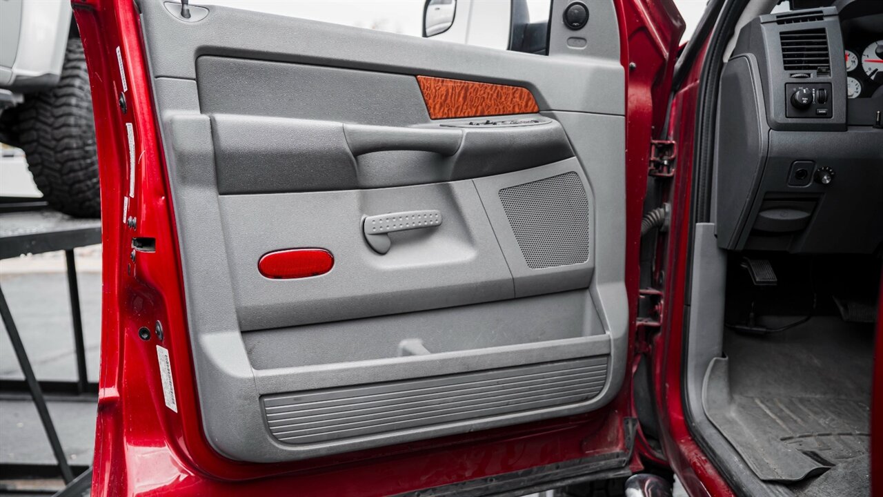 2006 Dodge Ram 2500 SLT   - Photo 20 - Reno, NV 89511