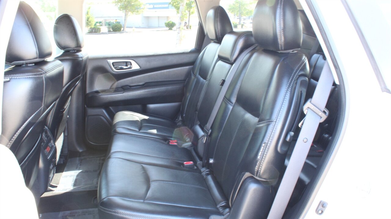 2020 Nissan Pathfinder SL - Photo 20 - Reno, NV 89511