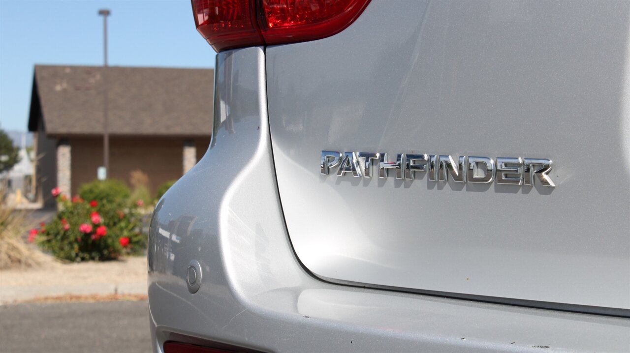 2020 Nissan Pathfinder SL - Photo 13 - Reno, NV 89511