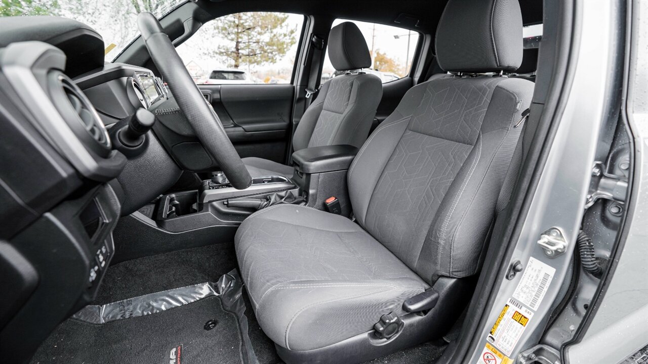 2019 Toyota Tacoma TRD Off-Road V6   - Photo 16 - Reno, NV 89511