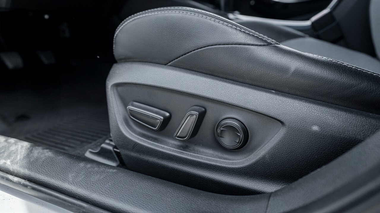 2022 Toyota Corolla Hatchback XSE   - Photo 21 - Reno, NV 89511