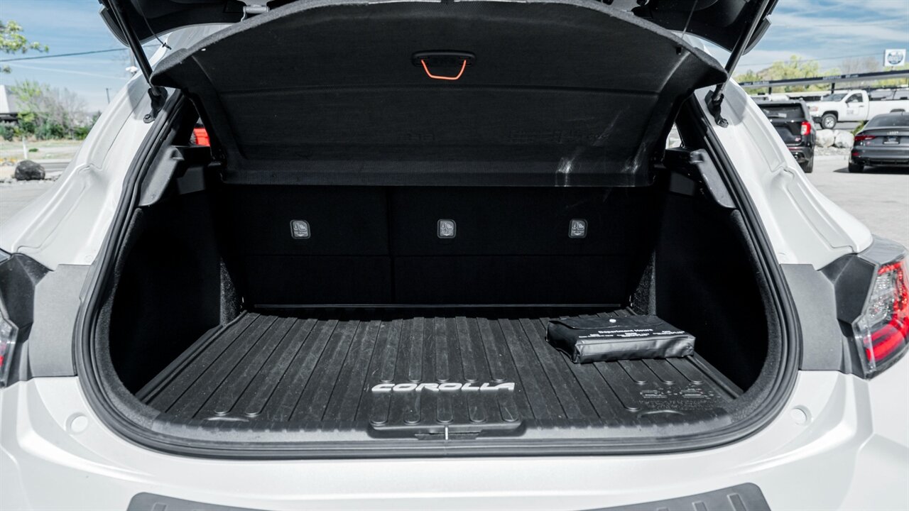 2022 Toyota Corolla Hatchback XSE   - Photo 37 - Reno, NV 89511