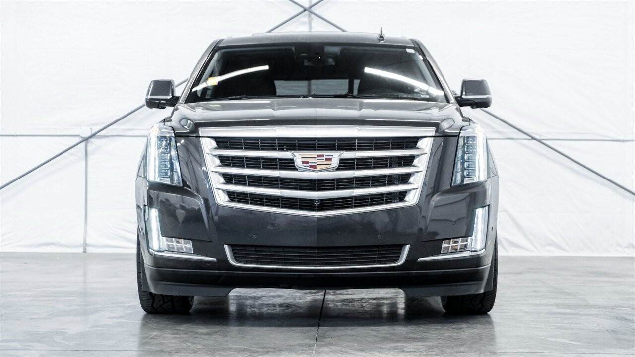 2018 Cadillac Escalade Luxury - Photo 4 - Reno, NV 89511