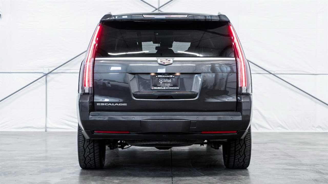 2018 Cadillac Escalade Luxury - Photo 6 - Reno, NV 89511