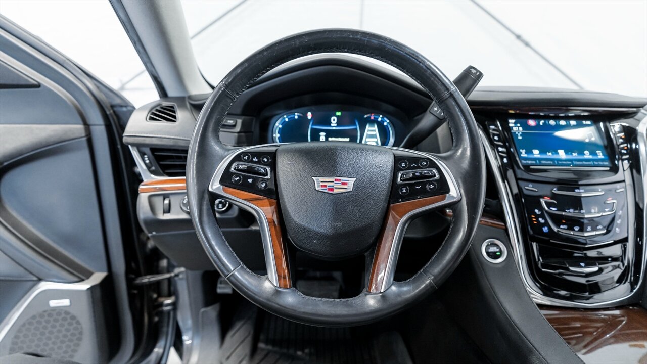 2018 Cadillac Escalade Luxury - Photo 22 - Reno, NV 89511