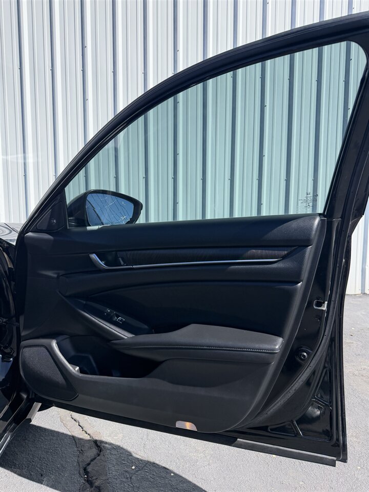 2020 Honda Accord EX-L 2.0T   - Photo 10 - Reno, NV 89511