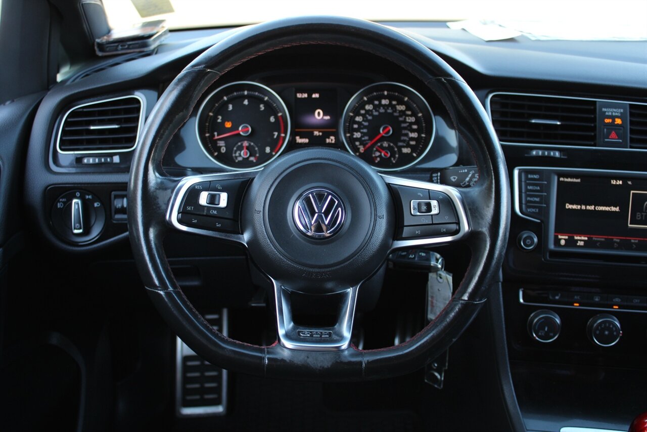 2016 Volkswagen Golf S - Photo 15 - Reno, NV 89502