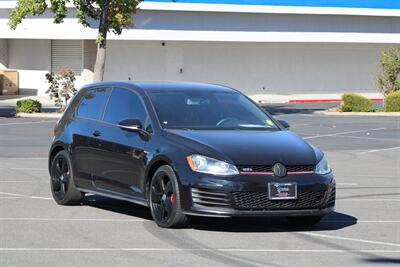 2016 Volkswagen Golf S Hatchback