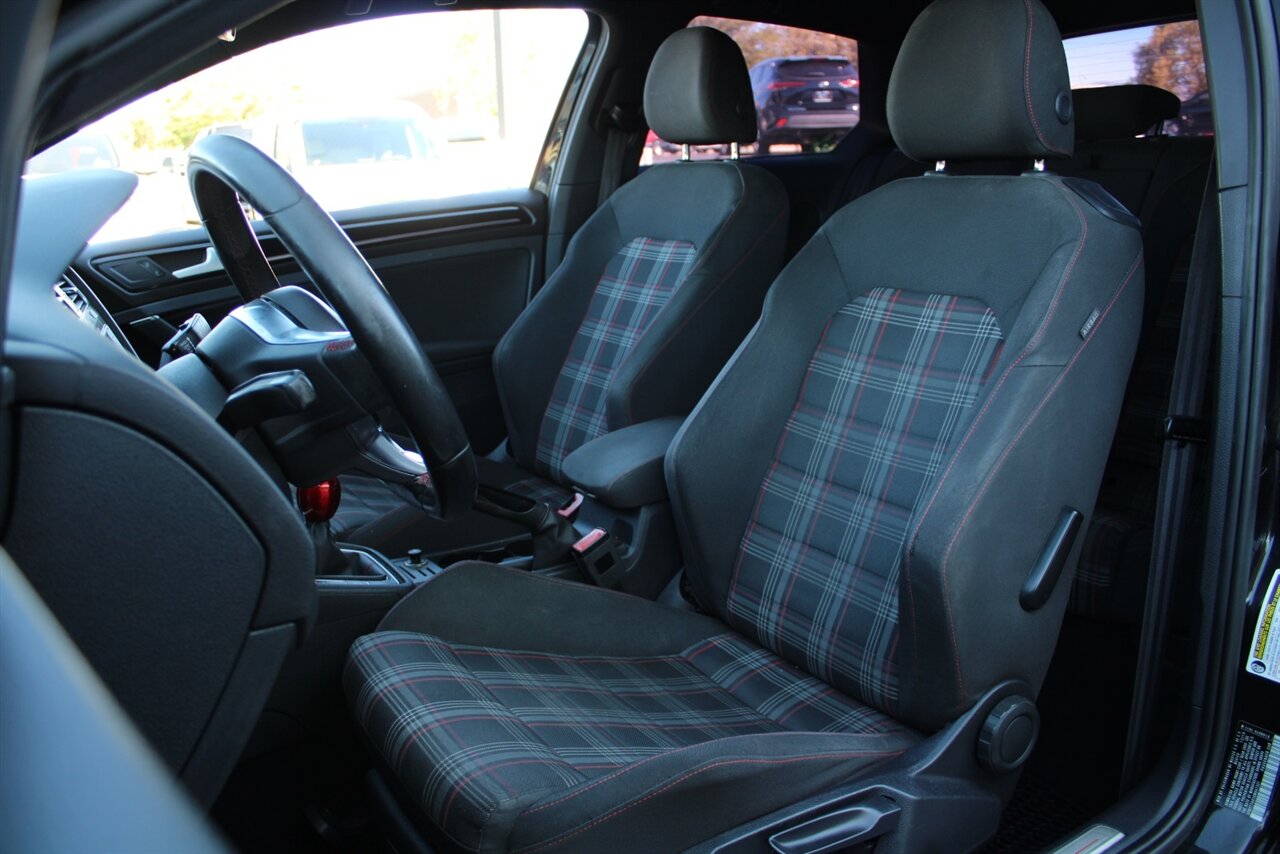 2016 Volkswagen Golf S - Photo 13 - Reno, NV 89502