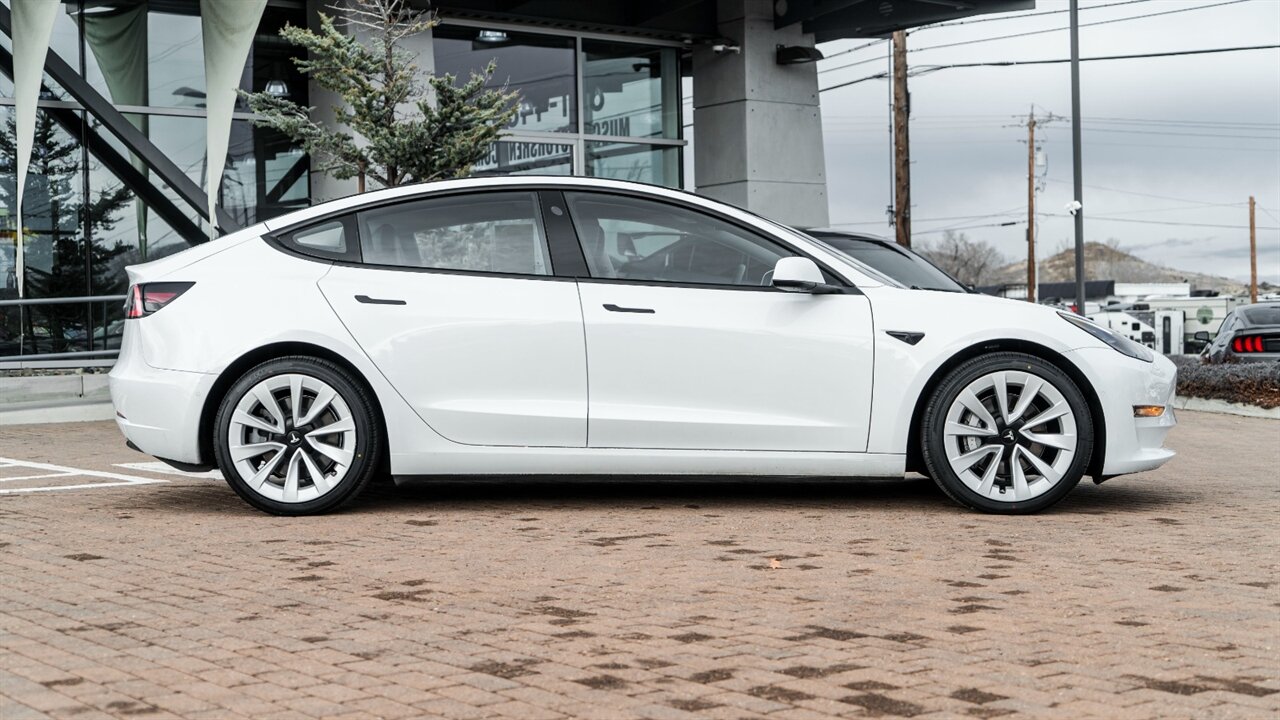 2021 Tesla Model 3 Long Range - Photo 4 - Reno, NV 89511