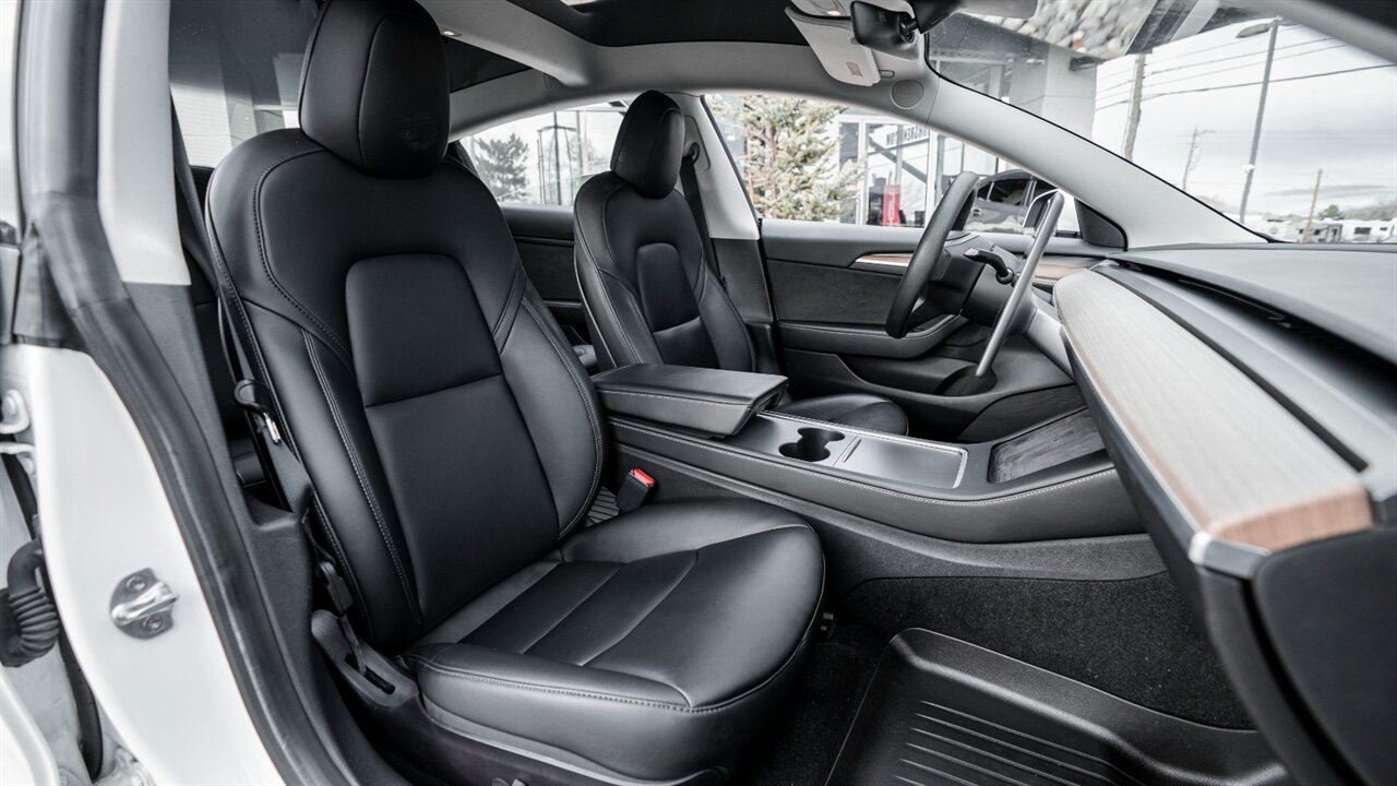 2021 Tesla Model 3 Long Range - Photo 17 - Reno, NV 89511